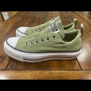 Slip On/Elastic Tongue Converse Platform - Sage Green - Brand New - Size 5.5